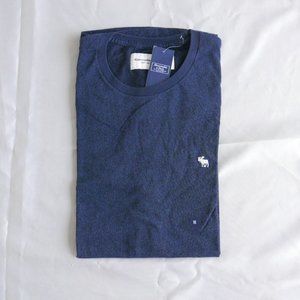 Abercrombie & Fitch Curved Hem Tee